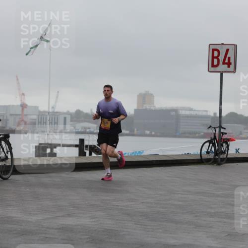 13.09.2026 - Kiel Lauf Andreas Tolksdorf http://msf.ph/oto/10410984 13.09.2026 11:43:51 Kiellinie 7325, 4, 1510 meine-sportfotos.de