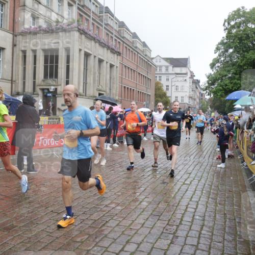 13.09.2026 - Kiel Lauf Yannick Fuchs http://msf.ph/oto/10411040 13.09.2026 10:42:01 Ziel 150, 580, 1206, 1416, 1755, 2013, 2375, 2535, 2547, 2667, 2819, 3188, 3212, 3372, 3985, 4399, 4559, 4604, 5265, 5322, 5669, 5749, 6175, 6236, 6656, 6917, 7051, 7923, 8547, 8549, 8937, 8981, 9147, 9391, 9595, 9912, 9920, 10452, 10589, 10725, 10790, 10877, 11021, 11659, 11916, 12639, 214, 604, 698, 811, 827, 849, 1183, 1206, 1241, 1330, 1445, 1507, 1772, 2387, 2531, 2532, 2547, 2927, 3249, 3329, 3330, 3351, 4895, 4959, 4976, 5058, 5108, 5158, 5335, 6165, 6564, 6960, 6993, 239 meine-sportfotos.de