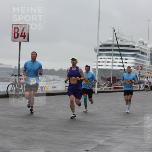 13.09.2026 - Kiel Lauf Andreas Tolksdorf http://msf.ph/oto/10411087 13.09.2026 11:43:54 Kiellinie 1510, 4, 6992, 4280, 11817, 3 meine-sportfotos.de