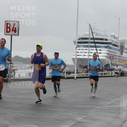 13.09.2026 - Kiel Lauf Andreas Tolksdorf http://msf.ph/oto/10411110 13.09.2026 11:43:55 Kiellinie 4, 6992, 4280, 11817, 3 meine-sportfotos.de
