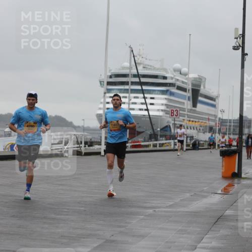 13.09.2026 - Kiel Lauf Andreas Tolksdorf http://msf.ph/oto/10411135 13.09.2026 11:43:56 Kiellinie 4, 6992, 4280, 11817, 3 meine-sportfotos.de
