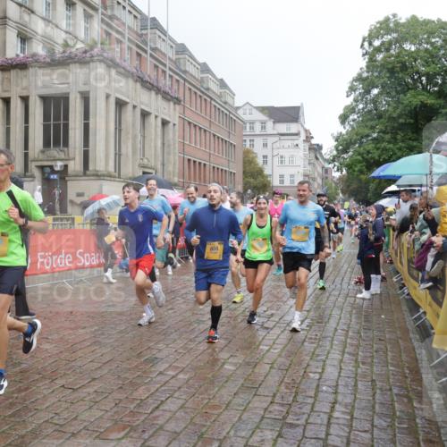 13.09.2026 - Kiel Lauf Yannick Fuchs http://msf.ph/oto/10411146 13.09.2026 10:42:10 Ziel 150, 294, 1755, 2665, 2819, 2972, 3212, 3254, 3372, 3985, 4399, 4475, 4513, 4604, 4919, 5155, 5669, 5749, 6175, 6236, 6587, 6677, 6678, 7051, 7475, 8034, 9147, 9391, 9420, 9595, 9712, 9920, 10452, 10725, 10877, 11175, 12639, 214, 580, 604, 698, 811, 1206, 1330, 1416, 1445, 1507, 1772, 2013, 2375, 2387, 2532, 2535, 2547, 2667, 2927, 3188, 3249, 3329, 3330, 3351, 3372, 4559, 4895, 4959, 5108, 5158, 5265, 5322, 6165, 6564, 6656, 6917, 6960, 239, 757, 1638, 2224, 2314 meine-sportfotos.de