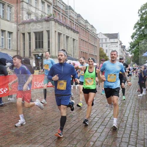 13.09.2026 - Kiel Lauf Yannick Fuchs http://msf.ph/oto/10411160 13.09.2026 10:42:10 Ziel 150, 294, 1755, 2665, 2819, 2972, 3212, 3254, 3372, 3985, 4399, 4475, 4513, 4604, 4919, 5155, 5669, 5749, 6175, 6236, 6587, 6677, 6678, 7051, 7475, 8034, 9147, 9391, 9420, 9595, 9712, 9920, 10452, 10725, 10877, 11175, 12639, 214, 580, 604, 698, 811, 1206, 1330, 1416, 1445, 1507, 1772, 2013, 2375, 2387, 2532, 2535, 2547, 2667, 2927, 3188, 3249, 3329, 3330, 3351, 3372, 4559, 4895, 4959, 5108, 5158, 5265, 5322, 6165, 6564, 6656, 6917, 6960, 239, 757, 1638, 2224, 2314 meine-sportfotos.de