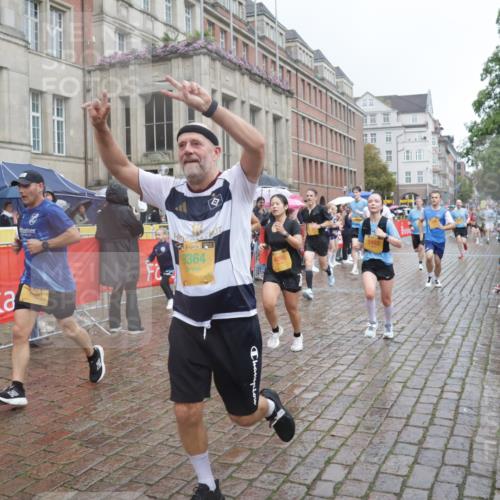 13.09.2026 - Kiel Lauf Yannick Fuchs http://msf.ph/oto/10411278 13.09.2026 10:42:18 Ziel 239, 294, 1245, 1328, 2224, 2314, 2820, 2972, 3254, 3367, 4919, 5155, 5802, 6020, 6677, 6678, 7299, 7475, 8034, 9135, 9152, 9420, 9548, 9635, 9712, 10465, 10625, 11148, 11175, 150, 580, 698, 1206, 1330, 1416, 1507, 1755, 2013, 2375, 2535, 2547, 2665, 2667, 2819, 2927, 3188, 3212, 3351, 3372, 3985, 4399, 4475, 4513, 4559, 4604, 4895, 5158, 5265, 5322, 5669, 5749, 6165, 6175, 6236, 6564, 6587, 6656, 6917, 6960, 757, 1638, 2507, 3821, 4451, 811, 3351, 10960 meine-sportfotos.de