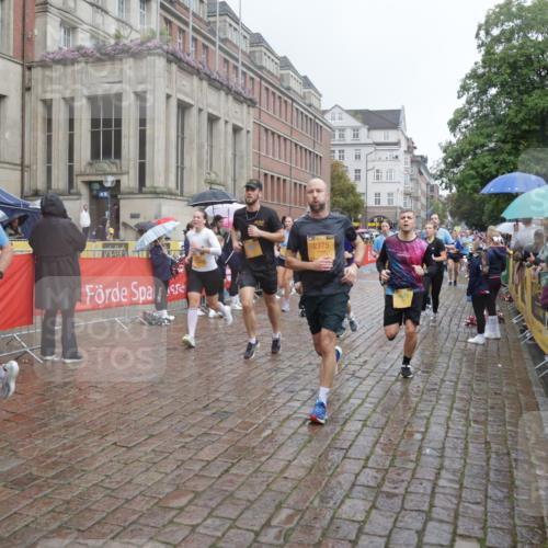 13.09.2026 - Kiel Lauf Yannick Fuchs http://msf.ph/oto/10411377 13.09.2026 10:42:29 Ziel 757, 1245, 1638, 2224, 2314, 2507, 2745, 2820, 3821, 4034, 4320, 4352, 4451, 5476, 5636, 5877, 6088, 6615, 7187, 7299, 7586, 8304, 8318, 8418, 8758, 8847, 9135, 9152, 9548, 10112, 10272, 10328, 10558, 10625, 10724, 11148, 11770, 12619, 150, 239, 294, 580, 1328, 1416, 1755, 2375, 2535, 2665, 2667, 2819, 2820, 2972, 3188, 3212, 3254, 3367, 3372, 3985, 4399, 4475, 4513, 4604, 4919, 5155, 5265, 5322, 5669, 5749, 5802, 6020, 6175, 6236, 6587, 6656, 6677, 6678, 6917, 3188, 5265 meine-sportfotos.de