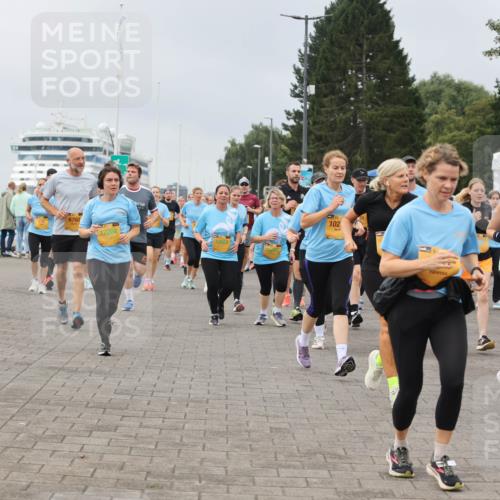 13.09.2026 - Kiel Lauf Andreas Tolksdorf http://msf.ph/oto/10411382 13.09.2026 10:02:02 Kiellinie 6760, 12204, 30, 102 meine-sportfotos.de