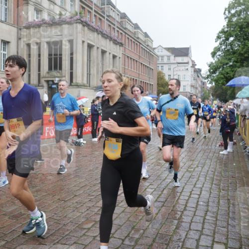 13.09.2026 - Kiel Lauf Yannick Fuchs http://msf.ph/oto/10411405 13.09.2026 10:42:31 Ziel 757, 1638, 2224, 2314, 2507, 2745, 3821, 4034, 4320, 4352, 4451, 5476, 5636, 5877, 6088, 6196, 6615, 7187, 7299, 7586, 8304, 8318, 8418, 8458, 8758, 8847, 9135, 9152, 9548, 10112, 10272, 10328, 10558, 10625, 10724, 11148, 11770, 12619, 150, 239, 294, 580, 1245, 1328, 1416, 1755, 2375, 2665, 2667, 2819, 2820, 2972, 3188, 3212, 3254, 3367, 3372, 3985, 4399, 4475, 4513, 4604, 4919, 5155, 5265, 5322, 5669, 5749, 5802, 6020, 6175, 6236, 6587, 6677, 6678, 9152, 3188, 5265 meine-sportfotos.de