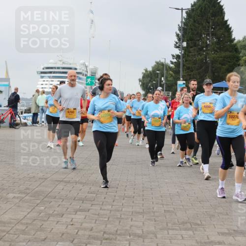 13.09.2026 - Kiel Lauf Andreas Tolksdorf http://msf.ph/oto/10411423 13.09.2026 10:02:03 Kiellinie 6760, 1220, 10654, 4250, 1, 30, 10276 meine-sportfotos.de