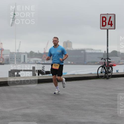13.09.2026 - Kiel Lauf Andreas Tolksdorf http://msf.ph/oto/10411424 13.09.2026 11:44:19 Kiellinie 4, 10283, 263 meine-sportfotos.de