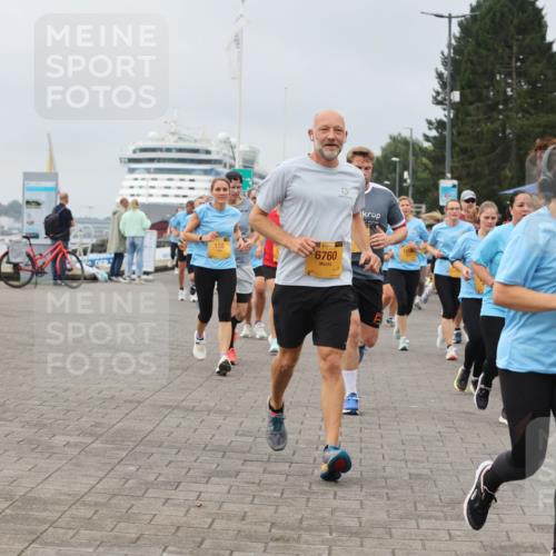 13.09.2026 - Kiel Lauf Andreas Tolksdorf http://msf.ph/oto/10411491 13.09.2026 10:02:04 Kiellinie 158, 38, 6760, 38, 4250 meine-sportfotos.de