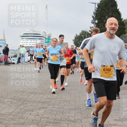 13.09.2026 - Kiel Lauf Andreas Tolksdorf http://msf.ph/oto/10411523 13.09.2026 10:02:05 Kiellinie 158, 1356, 4, 38, 6760, 23, 35, 1065 meine-sportfotos.de