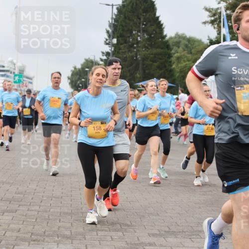 13.09.2026 - Kiel Lauf Andreas Tolksdorf http://msf.ph/oto/10411563 13.09.2026 10:02:07 Kiellinie 8640, 38, 158, 1658, 2738, 38, 6980 meine-sportfotos.de