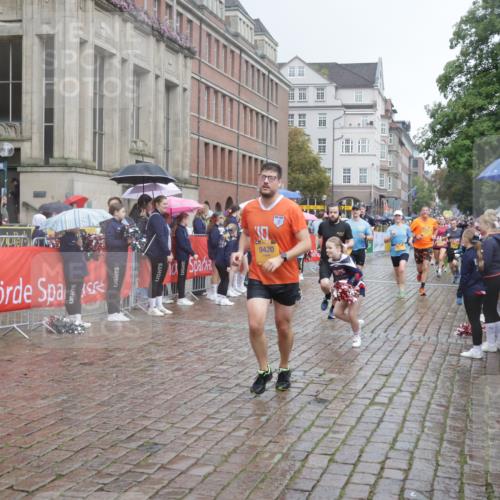 13.09.2026 - Kiel Lauf Yannick Fuchs http://msf.ph/oto/10411566 13.09.2026 10:42:44 Ziel 1680, 1975, 2239, 2273, 3036, 3260, 3474, 3584, 5450, 5911, 5933, 5952, 6129, 6136, 6147, 6196, 6320, 6567, 6839, 7014, 7422, 7685, 7692, 8458, 8635, 8759, 9341, 10667, 10711, 11164, 12001, 12155, 12208, 12825, 239, 294, 757, 1245, 1328, 1638, 2224, 2314, 2507, 2745, 2820, 2972, 3254, 3367, 3821, 4034, 4320, 4352, 4451, 4919, 5155, 5476, 5636, 5802, 5877, 6020, 6088, 6615, 6677, 6678, 7187, 7299, 7586, 8304, 9152, 2427, 5437, 5155, 7475, 8034, 9420 meine-sportfotos.de