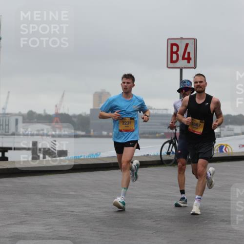 13.09.2026 - Kiel Lauf Andreas Tolksdorf http://msf.ph/oto/10411577 13.09.2026 11:44:33 Kiellinie 716, 2231, 4, 39, 5587 meine-sportfotos.de