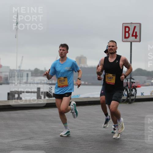 13.09.2026 - Kiel Lauf Andreas Tolksdorf http://msf.ph/oto/10411606 13.09.2026 11:44:33 Kiellinie 39, 2231, 1, 39, 5587, 4 meine-sportfotos.de