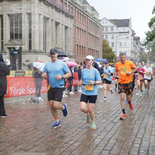 13.09.2026 - Kiel Lauf Yannick Fuchs http://msf.ph/oto/10411614 13.09.2026 10:42:47 Ziel 1680, 1975, 2239, 2273, 2999, 3036, 3260, 3474, 3584, 5450, 5814, 5911, 5933, 5952, 6129, 6136, 6147, 6320, 6567, 6839, 7014, 7422, 7657, 7685, 7692, 8635, 8759, 9341, 10485, 10667, 10711, 11164, 12001, 12155, 12208, 12825, 239, 294, 757, 1245, 1328, 1638, 2224, 2314, 2507, 2745, 2820, 2972, 3254, 3367, 3821, 4034, 4320, 4352, 4451, 4919, 5476, 5636, 5802, 5877, 5952, 6020, 6088, 6196, 6615, 6677, 6678, 7187, 7299, 7586, 8304, 9152, 2427, 5437, 5155, 7475, 8034, 9420 meine-sportfotos.de