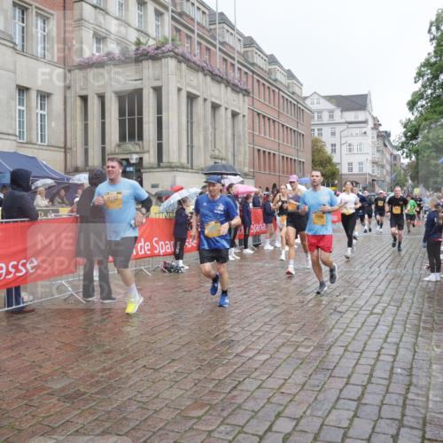 13.09.2026 - Kiel Lauf Yannick Fuchs http://msf.ph/oto/10411725 13.09.2026 10:42:54 Ziel 1975, 2627, 2999, 3248, 3260, 3572, 3584, 4120, 5298, 5814, 5911, 5933, 6129, 6136, 6320, 6567, 7188, 7422, 7555, 7657, 7692, 7814, 8287, 8759, 9177, 9341, 10485, 10667, 11129, 11146, 11643, 11726, 12208, 12279, 12825, 12827, 757, 1245, 1638, 1680, 2224, 2239, 2273, 2314, 2507, 2745, 2820, 3036, 3474, 3821, 4034, 4320, 4352, 4451, 5450, 5476, 5636, 5877, 5911, 5933, 5952, 6088, 6147, 6196, 6615, 6839, 7014, 7187, 7299, 7586, 7685, 8304, 9152, 2427, 5437 meine-sportfotos.de