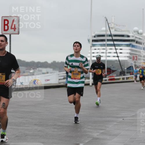 13.09.2026 - Kiel Lauf Andreas Tolksdorf http://msf.ph/oto/10411893 13.09.2026 11:45:07 Kiellinie 4, 39, 7077, 39, 8460, 3 meine-sportfotos.de