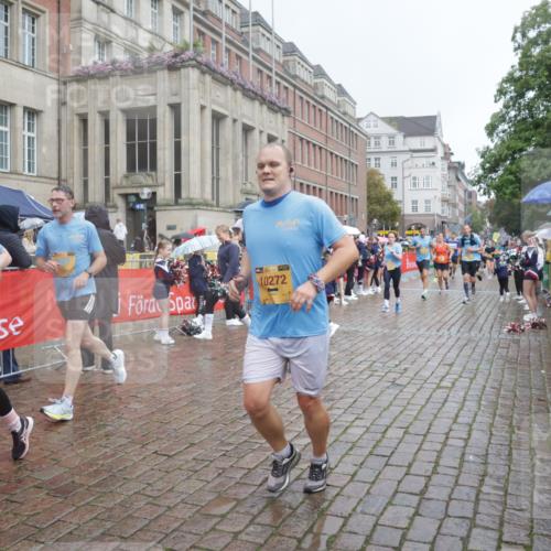 13.09.2026 - Kiel Lauf Yannick Fuchs http://msf.ph/oto/10411905 13.09.2026 10:43:07 Ziel 610, 1290, 1931, 2376, 2427, 2481, 2502, 2627, 2633, 2954, 3248, 3572, 3976, 4825, 5298, 5414, 5437, 6121, 6139, 6179, 6439, 6713, 7555, 9483, 9627, 9632, 10812, 11146, 11344, 11726, 11971, 11984, 12165, 12187, 12480, 12824, 1680, 1975, 2239, 2273, 2507, 2999, 3036, 3260, 3474, 3572, 3584, 3821, 4120, 4451, 5450, 5476, 5814, 5911, 5933, 5952, 6129, 6136, 6147, 6196, 6320, 6567, 6615, 6839, 7014, 7685, 7692, 485, 681, 1178, 2131, 2887 meine-sportfotos.de