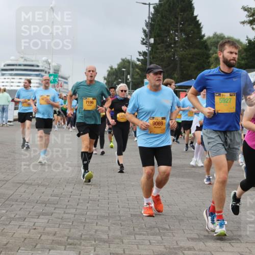 13.09.2026 - Kiel Lauf Andreas Tolksdorf http://msf.ph/oto/10411906 13.09.2026 10:02:19 Kiellinie 927, 4, 7196, 6426, 38, 9069, 38, 5927, 2637 meine-sportfotos.de
