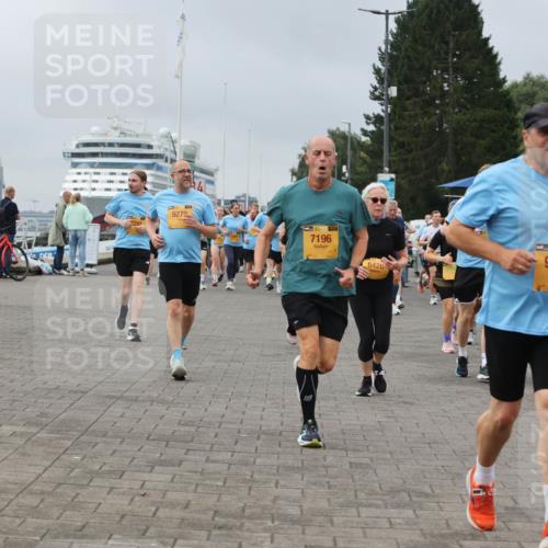 13.09.2026 - Kiel Lauf Andreas Tolksdorf http://msf.ph/oto/10411925 13.09.2026 10:02:19 Kiellinie 9279, 7196, 6426, 9069 meine-sportfotos.de