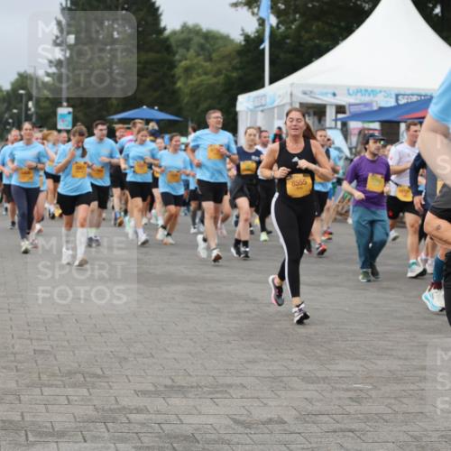 13.09.2026 - Kiel Lauf Andreas Tolksdorf http://msf.ph/oto/10412099 13.09.2026 10:02:25 Kiellinie 8555, 729 meine-sportfotos.de
