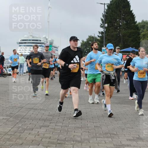 13.09.2026 - Kiel Lauf Andreas Tolksdorf http://msf.ph/oto/10412140 13.09.2026 10:02:28 Kiellinie 11988, 34, 3337, 8910, 16, 5406 meine-sportfotos.de