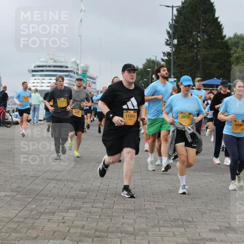 13.09.2026 - Kiel Lauf Andreas Tolksdorf http://msf.ph/oto/10412143 13.09.2026 10:02:28 Kiellinie 11988, 3337, 11016, 8910, 5406 meine-sportfotos.de
