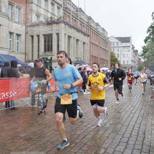 13.09.2026 - Kiel Lauf Yannick Fuchs http://msf.ph/oto/10412146 13.09.2026 10:43:22 Ziel 245, 485, 534, 610, 681, 1069, 1121, 1178, 1500, 1780, 2119, 2131, 2680, 2800, 2887, 3132, 3169, 3911, 4124, 4218, 4282, 4690, 4718, 5070, 5222, 5679, 5715, 5848, 6079, 6231, 6422, 6492, 6536, 6655, 6713, 7199, 7262, 8038, 8488, 8511, 8825, 8959, 10173, 10450, 10955, 11010, 11162, 11566, 11635, 12040, 12342, 610, 1290, 1931, 2376, 2427, 2481, 2502, 2627, 2633, 2954, 2999, 3248, 3260, 3572, 3584, 3976, 4120, 4825, 5298, 5414, 5437, 5814, 6121, 6129, 6136, 6139 meine-sportfotos.de