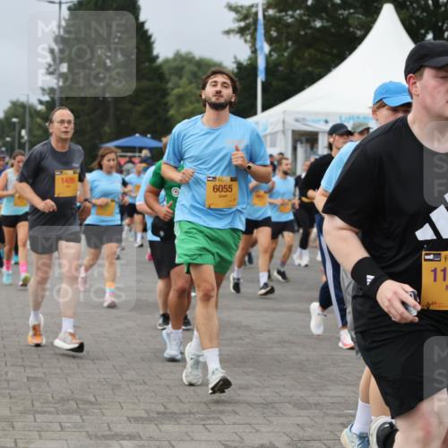 13.09.2026 - Kiel Lauf Andreas Tolksdorf http://msf.ph/oto/10412173 13.09.2026 10:02:30 Kiellinie 11988, 837, 1486, 6055, 11016, 38, 5406 meine-sportfotos.de