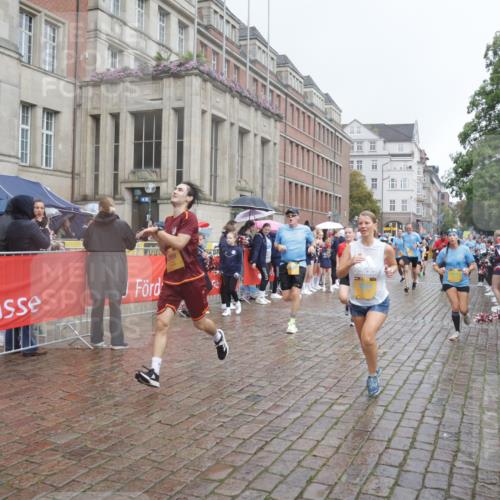 13.09.2026 - Kiel Lauf Yannick Fuchs http://msf.ph/oto/10412186 13.09.2026 10:43:25 Ziel 485, 534, 681, 1069, 1178, 1500, 1720, 1780, 2119, 2131, 2680, 2800, 2887, 3132, 3911, 4124, 4218, 4282, 4690, 4718, 5222, 5679, 5715, 5848, 6079, 6231, 6422, 6536, 6655, 7199, 7262, 8038, 8488, 8511, 8825, 8952, 8959, 10173, 10450, 11010, 11162, 11566, 12342, 12544, 12779, 245, 534, 610, 1069, 1121, 1290, 1931, 2376, 2427, 2481, 2502, 2627, 2633, 2954, 2999, 3169, 3248, 3572, 3976, 4120, 4124, 4825, 5070, 5298, 5414, 5437, 5814, 6121, 6139, 6231, 6492 meine-sportfotos.de