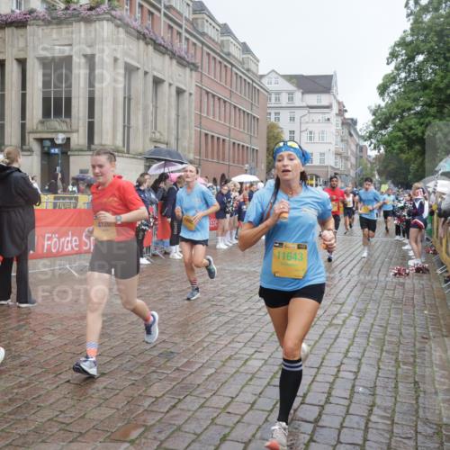 13.09.2026 - Kiel Lauf Yannick Fuchs http://msf.ph/oto/10412214 13.09.2026 10:43:26 Ziel 485, 681, 1178, 1500, 1720, 1780, 2119, 2131, 2680, 2800, 2887, 3132, 3911, 4218, 4282, 4690, 4718, 5222, 5679, 5715, 5848, 6079, 6422, 6536, 6655, 7199, 7262, 8038, 8488, 8825, 8952, 8959, 10173, 10450, 11010, 11162, 11566, 12342, 12544, 12778, 12779, 245, 534, 610, 1069, 1121, 1290, 1931, 2376, 2427, 2481, 2502, 2627, 2633, 2954, 2999, 3169, 3248, 3572, 3976, 4120, 4124, 4825, 5070, 5298, 5414, 5437, 5814, 6121, 6139, 6231, 6492 meine-sportfotos.de