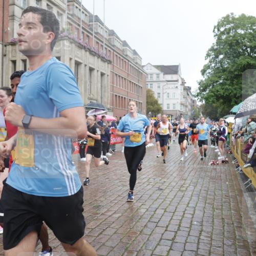 13.09.2026 - Kiel Lauf Yannick Fuchs http://msf.ph/oto/10412278 13.09.2026 10:43:30 Ziel 485, 681, 1500, 1536, 1720, 1780, 2119, 2131, 2680, 2800, 3123, 3132, 4143, 4218, 4282, 4493, 4541, 4690, 4718, 4941, 5127, 5222, 5715, 5848, 6079, 6422, 6536, 7199, 8488, 8825, 8952, 8959, 9823, 10173, 10247, 10450, 11067, 11566, 11774, 12342, 12544, 12778, 12779, 245, 534, 610, 1069, 1121, 1178, 1290, 1931, 2131, 2376, 2427, 2481, 2502, 2627, 2633, 2887, 2954, 3169, 3248, 3572, 3911, 3976, 4124, 4825, 5070, 5298, 5414, 5437, 5679, 6121, 6139, 6231, 6492, 6655 meine-sportfotos.de