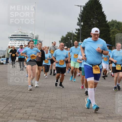 13.09.2026 - Kiel Lauf Andreas Tolksdorf http://msf.ph/oto/10412290 13.09.2026 10:02:41 Kiellinie 10116, 10536, 10124, 8326, 9663, 10082, 9955 meine-sportfotos.de