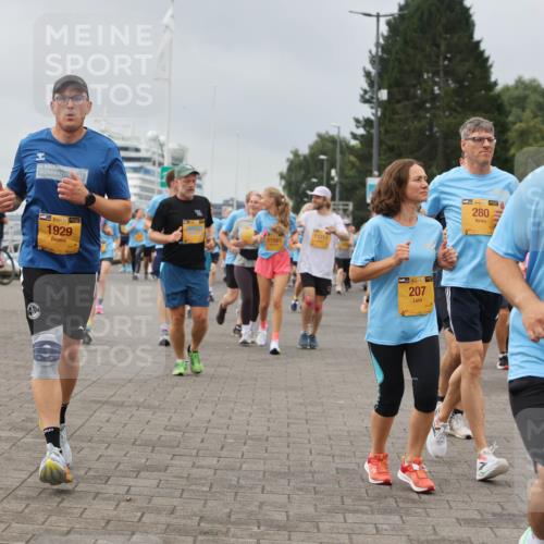 13.09.2026 - Kiel Lauf Andreas Tolksdorf http://msf.ph/oto/10412447 13.09.2026 10:02:51 Kiellinie 38, 1929, 11581, 11217, 207, 1, 38, 280, 38, 6770 meine-sportfotos.de
