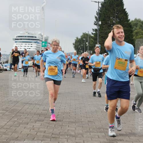 13.09.2026 - Kiel Lauf Andreas Tolksdorf http://msf.ph/oto/10412489 13.09.2026 10:02:56 Kiellinie 12184, 10241, 0440, 1, 39, 5052, 5626 meine-sportfotos.de