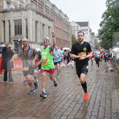 13.09.2026 - Kiel Lauf Yannick Fuchs http://msf.ph/oto/10412535 13.09.2026 10:43:47 Ziel 149, 371, 1029, 1215, 2316, 2653, 2971, 3258, 3292, 3308, 3734, 4669, 4801, 4850, 5059, 5419, 6096, 6368, 6716, 7351, 8037, 8412, 9281, 9337, 9559, 10132, 10437, 10683, 10705, 11031, 11213, 11438, 11611, 12763, 245, 485, 534, 610, 681, 1069, 1121, 1178, 1500, 1536, 1720, 1780, 2119, 2131, 2317, 2680, 2800, 2887, 3123, 3132, 3169, 3911, 4124, 4143, 4218, 4282, 4493, 4541, 4690, 4718, 4941, 5070, 5127, 5222, 5679, 5715, 5848, 6079, 6231, 6422, 6492, 6536, 6655, 6716, 1977 meine-sportfotos.de