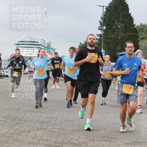 13.09.2026 - Kiel Lauf Andreas Tolksdorf http://msf.ph/oto/10412580 13.09.2026 10:03:03 Kiellinie 8459, 12184, 1587, 38, 841, 1090, 2016, 12500, 11028, 27 meine-sportfotos.de