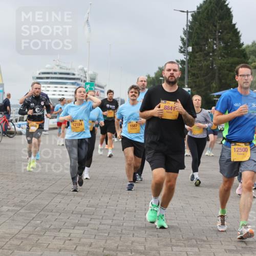 13.09.2026 - Kiel Lauf Andreas Tolksdorf http://msf.ph/oto/10412584 13.09.2026 10:03:03 Kiellinie 8459, 12184, 1587, 38, 8841, 12500 meine-sportfotos.de