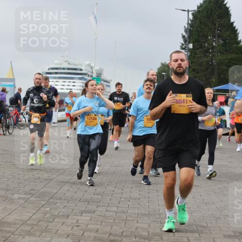13.09.2026 - Kiel Lauf Andreas Tolksdorf http://msf.ph/oto/10412590 13.09.2026 10:03:03 Kiellinie 8459, 12184, 158, 38, 8841, 20, 12500, 11028 meine-sportfotos.de