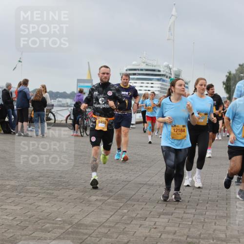 13.09.2026 - Kiel Lauf Andreas Tolksdorf http://msf.ph/oto/10412602 13.09.2026 10:03:04 Kiellinie 8459, 39, 12184, 1, 39, 1587 meine-sportfotos.de