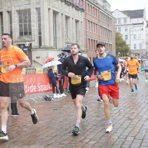 13.09.2026 - Kiel Lauf Yannick Fuchs http://msf.ph/oto/10412606 13.09.2026 10:44:02 Ziel 56, 202, 305, 318, 939, 1118, 1215, 1242, 1956, 1977, 2861, 3573, 3806, 4422, 4728, 4746, 6163, 6184, 7505, 7658, 8712, 9004, 9481, 9979, 10100, 10437, 10670, 10709, 11277, 11431, 11611, 11720, 12440, 12490, 149, 371, 1029, 1215, 1536, 1720, 2316, 2317, 2653, 2971, 3123, 3258, 3292, 3308, 3734, 4143, 4493, 4541, 4669, 4850, 4941, 5059, 5127, 5419, 5848, 6079, 6368, 6716, 7351, 702, 1379, 1439, 1839, 2729, 3918, 6059, 7534, 7900, 9082, 9229 meine-sportfotos.de