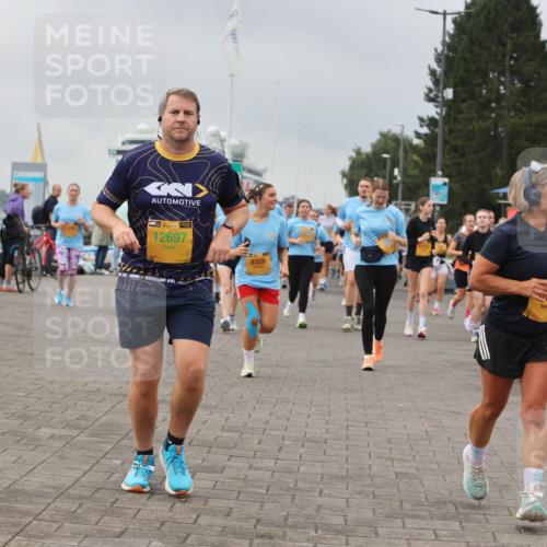 13.09.2026 - Kiel Lauf Andreas Tolksdorf http://msf.ph/oto/10412627 13.09.2026 10:03:08 Kiellinie 38, 12697, 38, 7556, 8328 meine-sportfotos.de