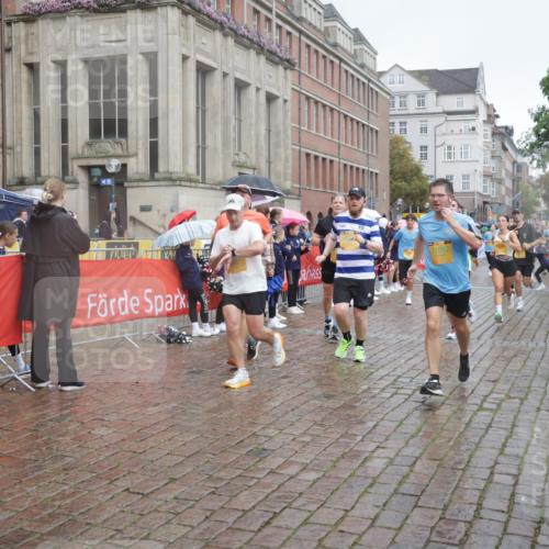13.09.2026 - Kiel Lauf Yannick Fuchs http://msf.ph/oto/10412651 13.09.2026 10:44:05 Ziel 56, 202, 305, 318, 939, 1118, 1242, 1956, 2861, 2873, 3573, 3806, 4422, 5711, 6163, 6184, 7114, 7505, 7658, 7872, 8712, 9004, 9056, 9481, 9979, 10709, 11262, 11277, 11431, 11720, 11784, 12382, 12384, 12386, 12440, 56, 149, 305, 371, 1029, 1215, 1536, 1977, 2316, 2317, 2653, 2971, 3123, 3258, 3292, 3308, 3734, 4143, 4493, 4541, 4669, 4728, 4746, 4850, 4941, 5059, 5127, 5419, 6368, 6716, 7351, 702, 1275, 1379, 1439, 1839, 2729, 3918, 6059, 7534, 7900, 9082, 9229 meine-sportfotos.de