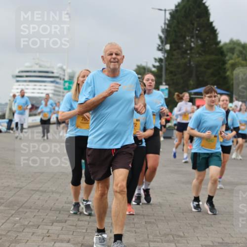 13.09.2026 - Kiel Lauf Andreas Tolksdorf http://msf.ph/oto/10412729 13.09.2026 10:03:14 Kiellinie 709 meine-sportfotos.de