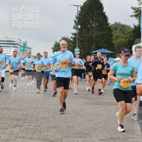 13.09.2026 - Kiel Lauf Andreas Tolksdorf http://msf.ph/oto/10412769 13.09.2026 10:03:18 Kiellinie 5593, 7642, 12085, 793, 21, 5154, 48, 2675, 39, 548 meine-sportfotos.de