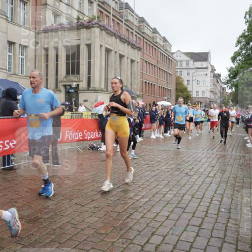 13.09.2026 - Kiel Lauf Yannick Fuchs http://msf.ph/oto/10412778 13.09.2026 10:44:15 Ziel 702, 939, 1242, 1379, 1439, 1839, 2729, 2826, 2873, 3186, 3469, 3573, 3918, 5183, 5711, 5740, 5859, 6059, 6611, 7114, 7250, 7291, 7534, 7872, 7900, 9056, 9082, 9229, 9286, 9401, 9979, 10205, 10405, 10406, 11019, 11195, 11205, 11262, 11277, 11431, 11538, 11784, 11940, 12152, 12382, 12384, 12386, 12440, 12839, 56, 149, 202, 305, 318, 371, 1029, 1118, 1215, 1956, 1977, 2316, 2653, 2861, 2971, 3258, 3292, 3308, 3734, 3806, 4422, 4669, 4728, 4746, 5059, 5419, 6368, 7351, 1275 meine-sportfotos.de