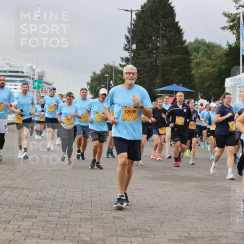 13.09.2026 - Kiel Lauf Andreas Tolksdorf http://msf.ph/oto/10412784 13.09.2026 10:03:19 Kiellinie 5593, 1890, 7642, 38, 12085, 8793, 6619, 21, 2675 meine-sportfotos.de