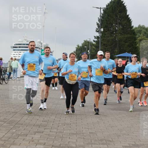 13.09.2026 - Kiel Lauf Andreas Tolksdorf http://msf.ph/oto/10412816 13.09.2026 10:03:21 Kiellinie 5593, 5601, 3378, 1795, 7642, 8793, 6619, 120 meine-sportfotos.de