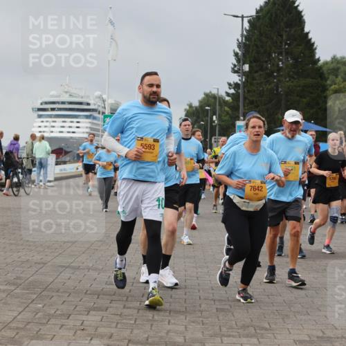 13.09.2026 - Kiel Lauf Andreas Tolksdorf http://msf.ph/oto/10412833 13.09.2026 10:03:22 Kiellinie 39, 5593, 8793, 1795, 7642, 6619 meine-sportfotos.de